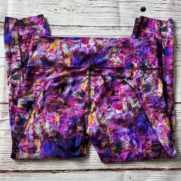 Lululemon SeaWheeze Fast and Free High-Rise Crop 23"In Flash Floral Multi Sz 10